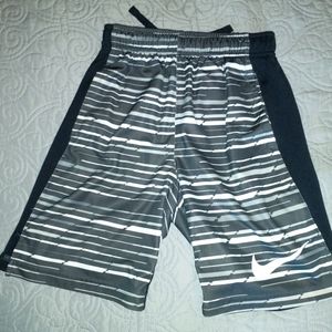 Black striped Nike DRI-FIT